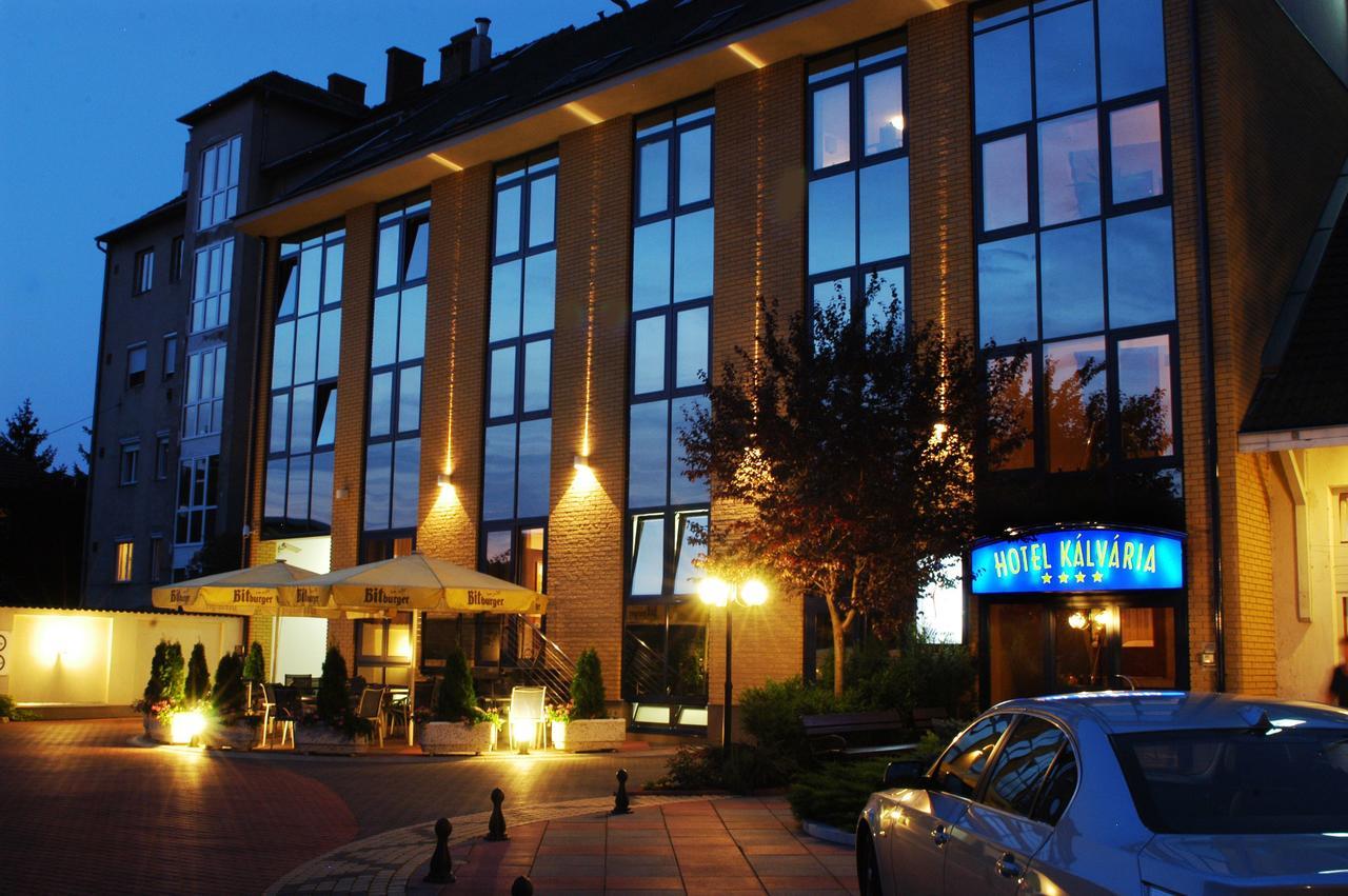 Hotel Kalvaria 기오르 외부 사진